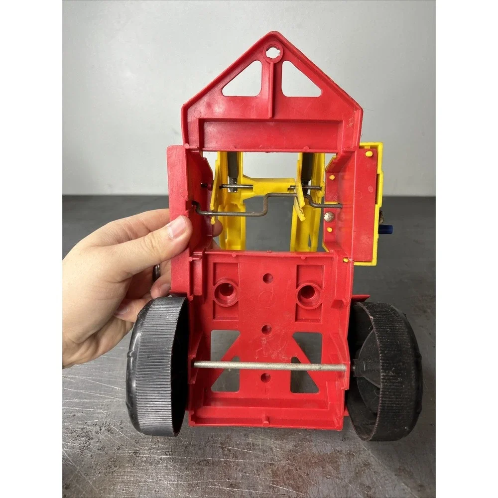 IDEAL MOON EXPLORER‎ Rocket Unit X-1 Launcher Trailer Red Yellow Playset